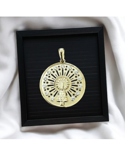 Medalla de la virgen del Pilar oro 18 quilates.